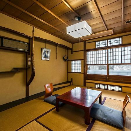 Izuyasu Traditional Kyoto Inn Serving Kyoto Cuisine Exterior photo