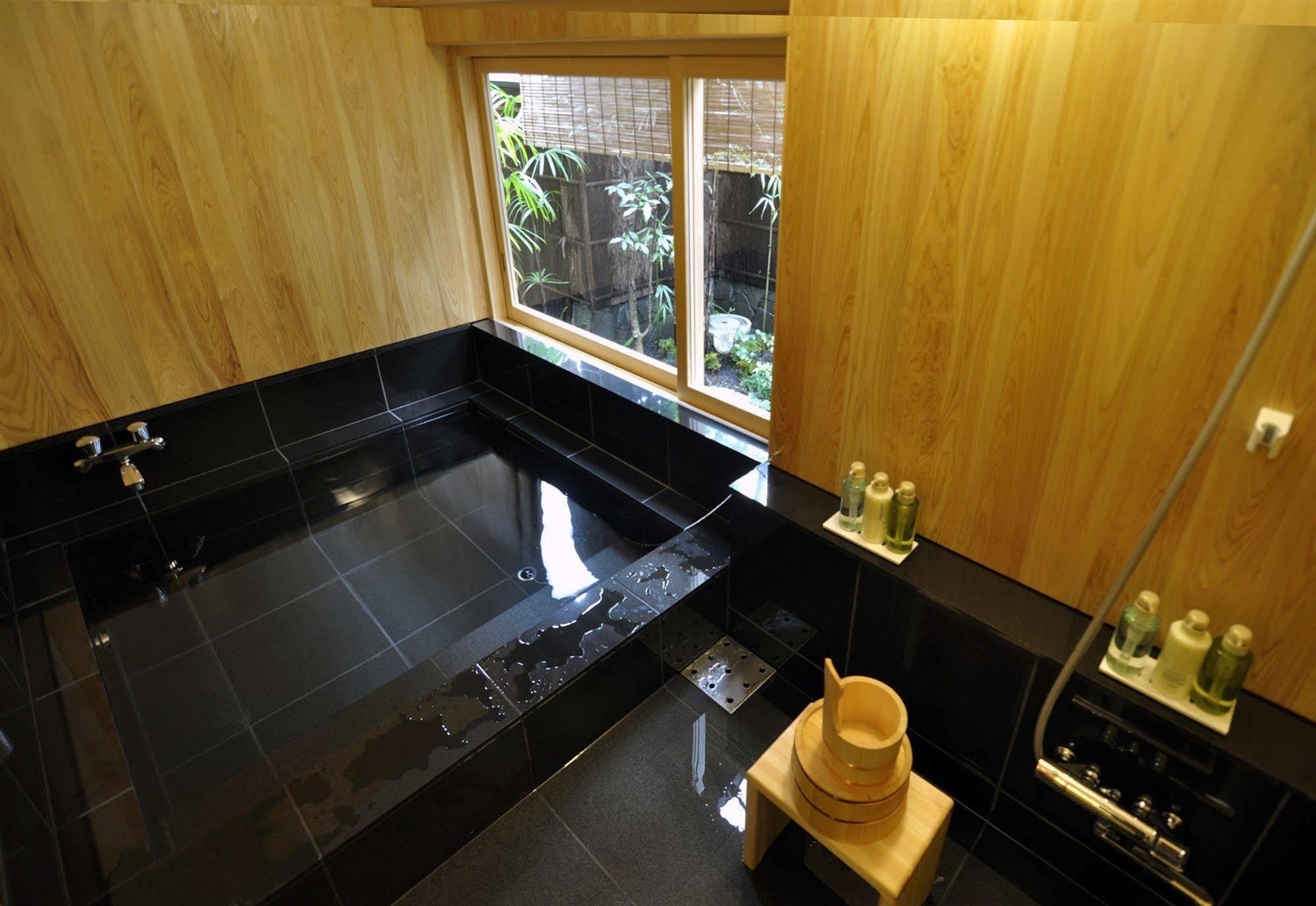 Izuyasu Traditional Kyoto Inn Serving Kyoto Cuisine Exterior photo