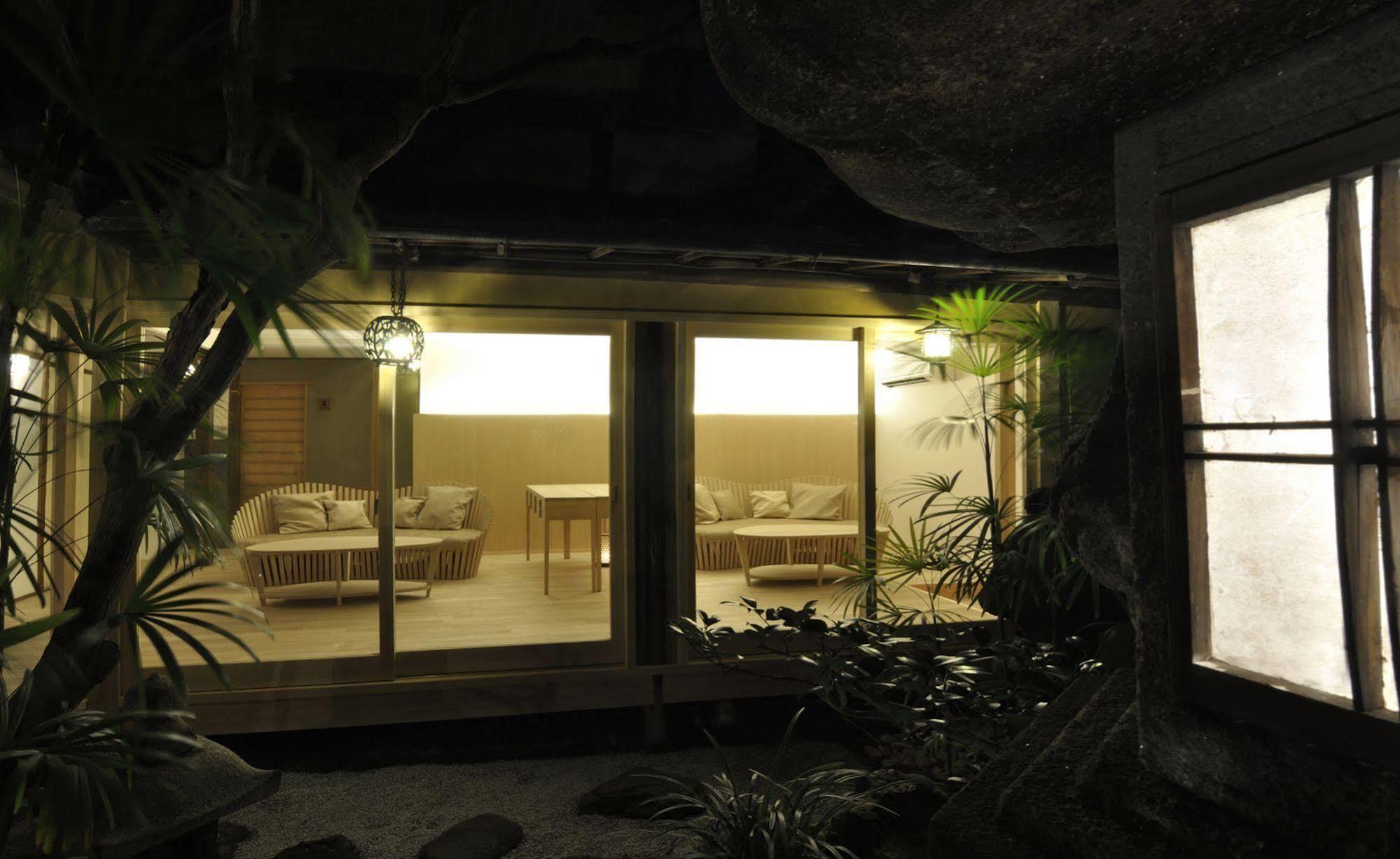 Izuyasu Traditional Kyoto Inn Serving Kyoto Cuisine Exterior photo